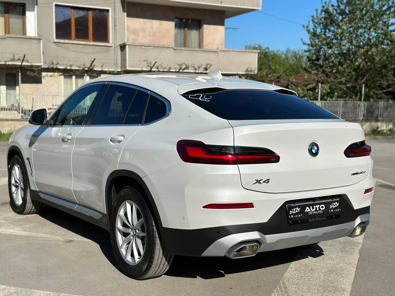 BMW X4 X Drive 20D - изображение 4