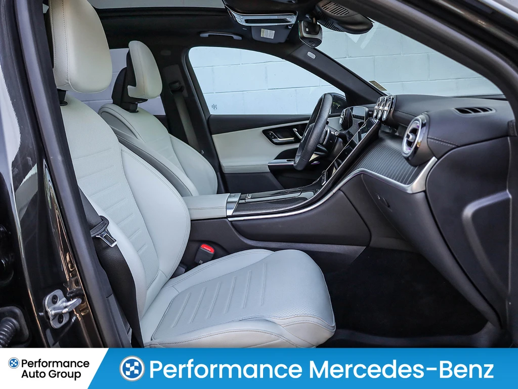 Mercedes-Benz GLC 300 * AMG * 4Matic * 360 * Ambient Premium - изображение 7