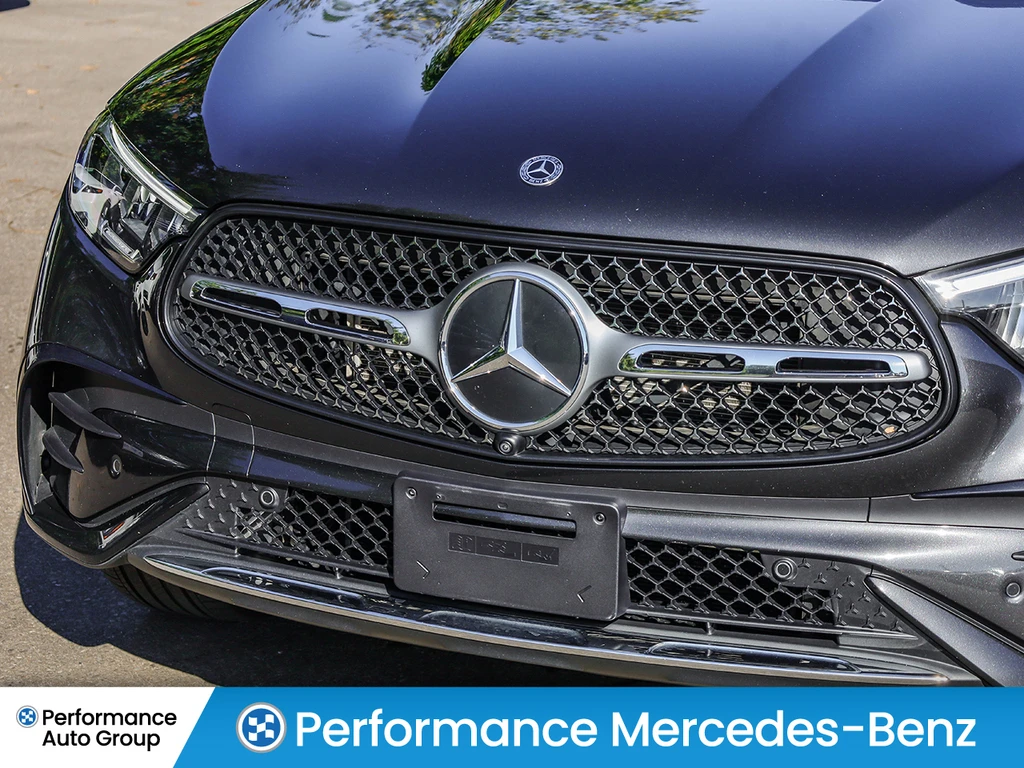 Mercedes-Benz GLC 300 * AMG * 4Matic * 360 * Ambient Premium - изображение 6