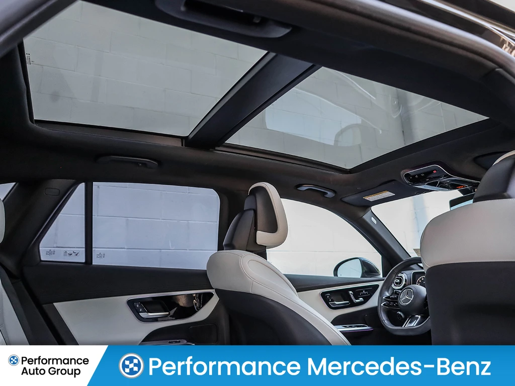 Mercedes-Benz GLC 300 * AMG * 4Matic * 360 * Ambient Premium - изображение 8