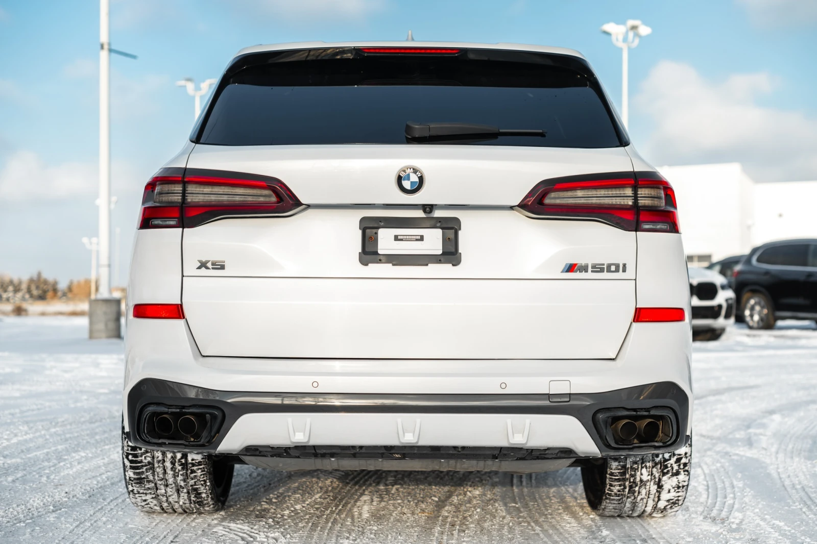 BMW X5 M50i  | V8 С РЕГИСТРАЦИЯ & АВТО КРЕДИТ - изображение 5