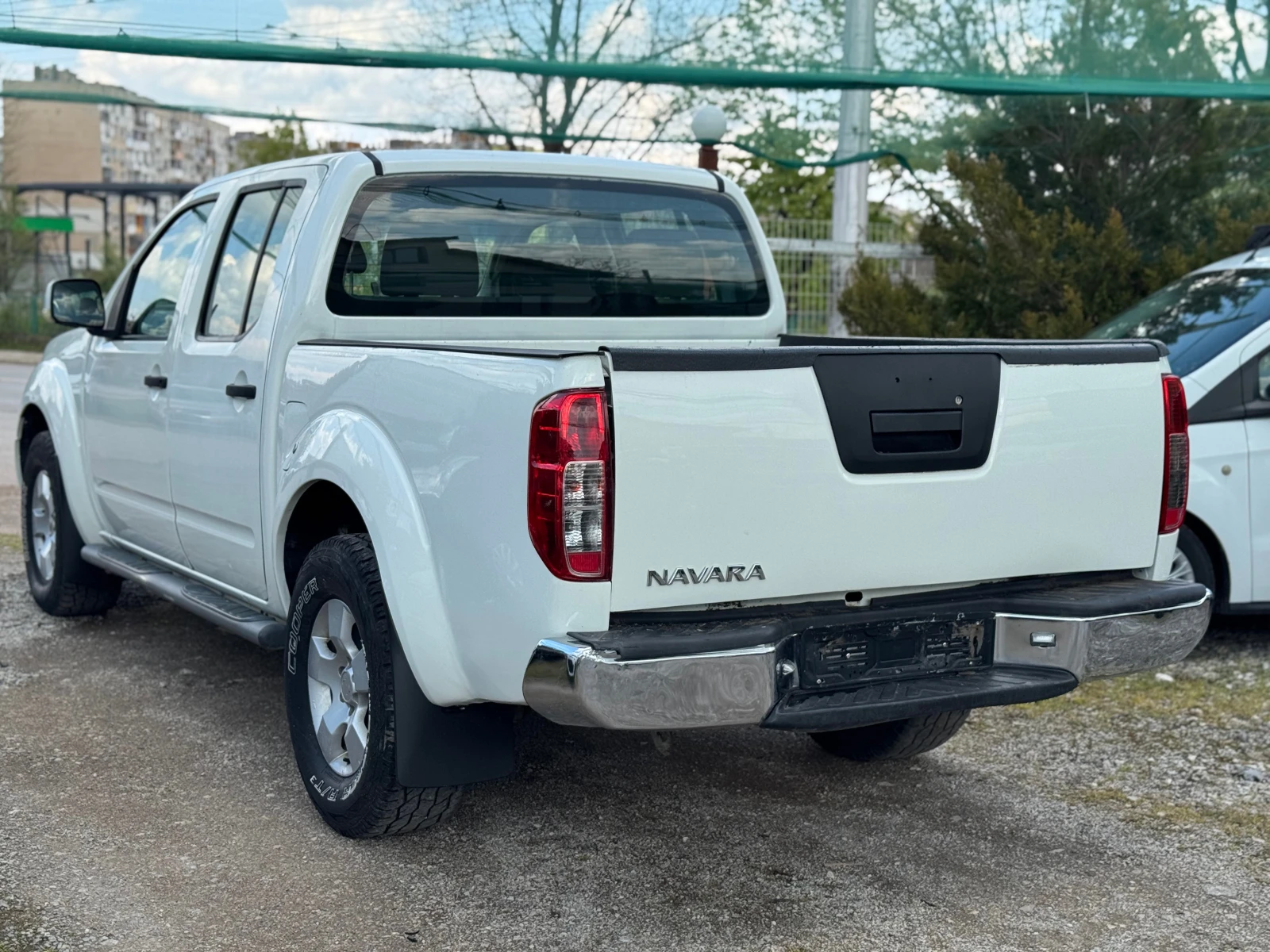 Nissan Navara 2.5DCI* 4x4* KLIMATRONIK* ITALY, снимка 5 - Автомобили и джипове - 54236915