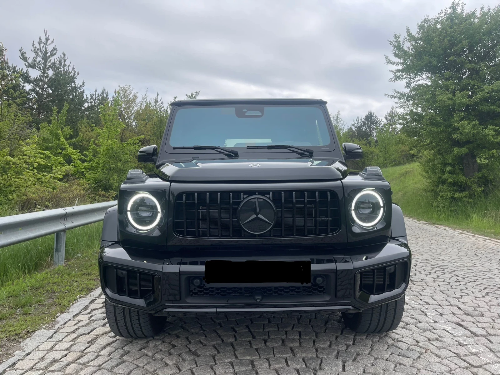 Mercedes-Benz G 63 AMG 450 Diesel AMG* 6.3 OPTIC* 22* KEYLESS* 360CAM