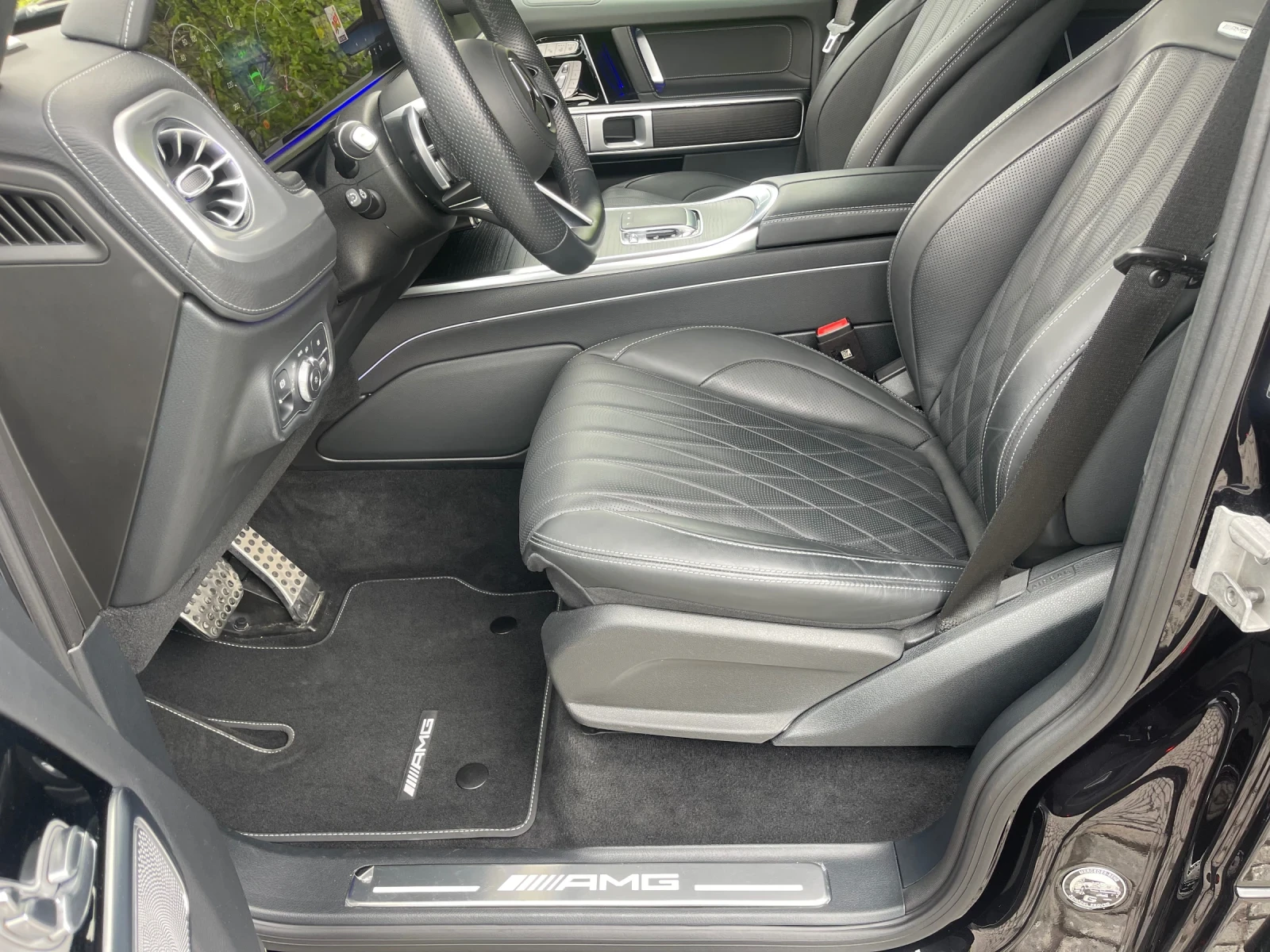Mercedes-Benz G 63 AMG 450 Diesel AMG* 6.3 OPTIC* 22* KEYLESS* 360CAM, снимка 5 - Автомобили и джипове - 54696642