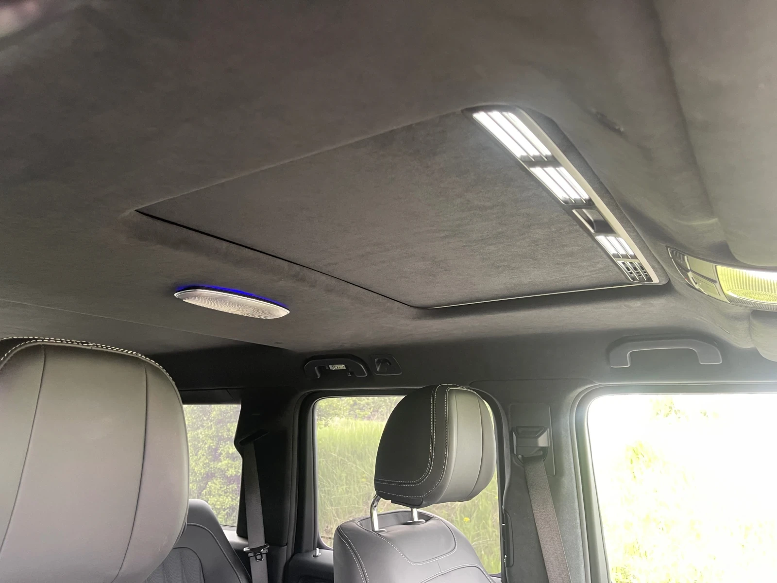 Mercedes-Benz G 63 AMG 450 Diesel AMG* 6.3 OPTIC* 22* KEYLESS* 360CAM, снимка 10 - Автомобили и джипове - 54696642