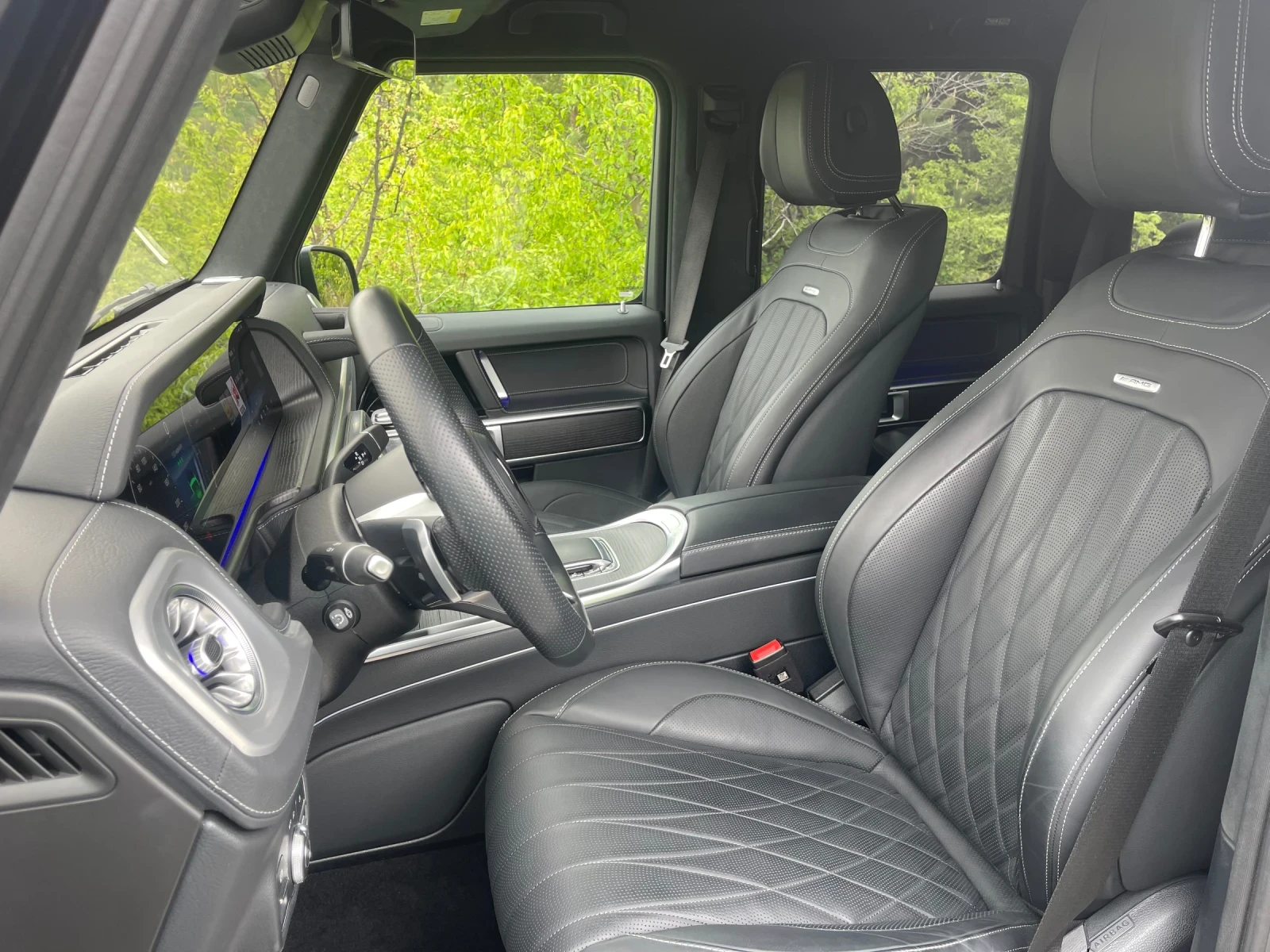 Mercedes-Benz G 63 AMG 450 Diesel AMG* 6.3 OPTIC* 22* KEYLESS* 360CAM, снимка 6 - Автомобили и джипове - 54696642