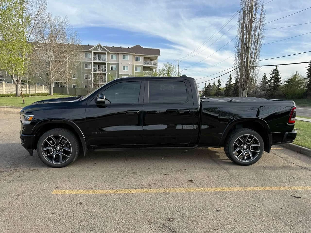 Dodge RAM 1500 Laramie| ГОЛЯМА НАВИГАЦИЯ| ПАНО| ПОДГРЕВ| CARFX, снимка 3 - Автомобили и джипове - 54567765
