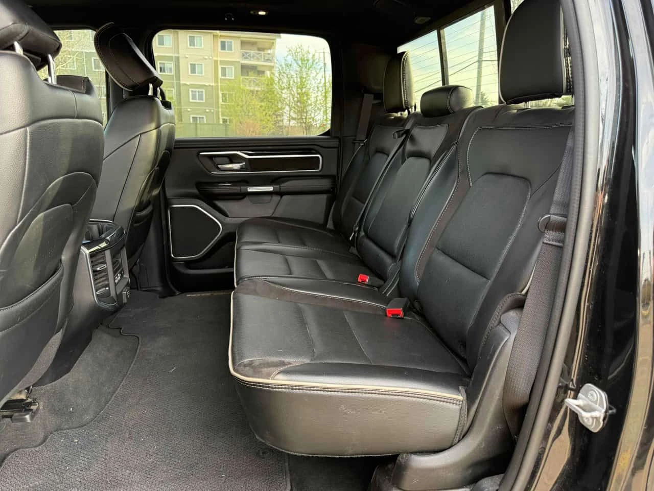 Dodge RAM 1500 Laramie| ГОЛЯМА НАВИГАЦИЯ| ПАНО| ПОДГРЕВ| CARFX, снимка 17 - Автомобили и джипове - 54567765