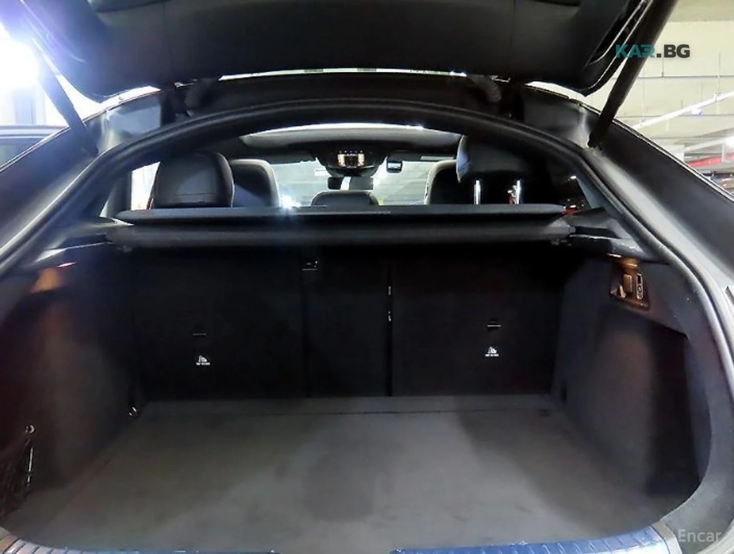 Mercedes-Benz GLE 53 4MATIC CARBON/KEYLESS/DISTRONIC/PANO, снимка 15 - Автомобили и джипове - 54701432