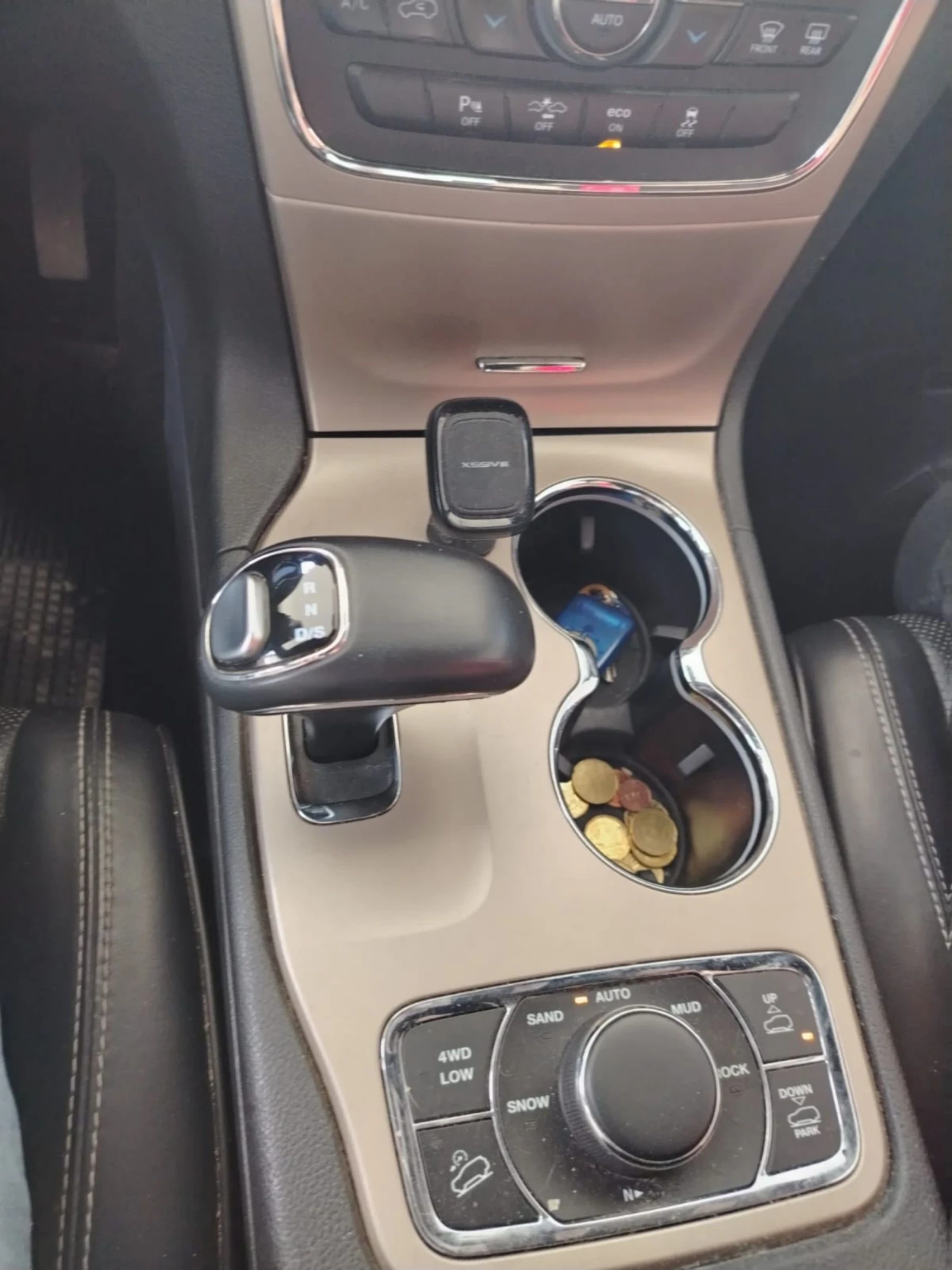 Jeep Grand cherokee, снимка 9 - Автомобили и джипове - 54783008