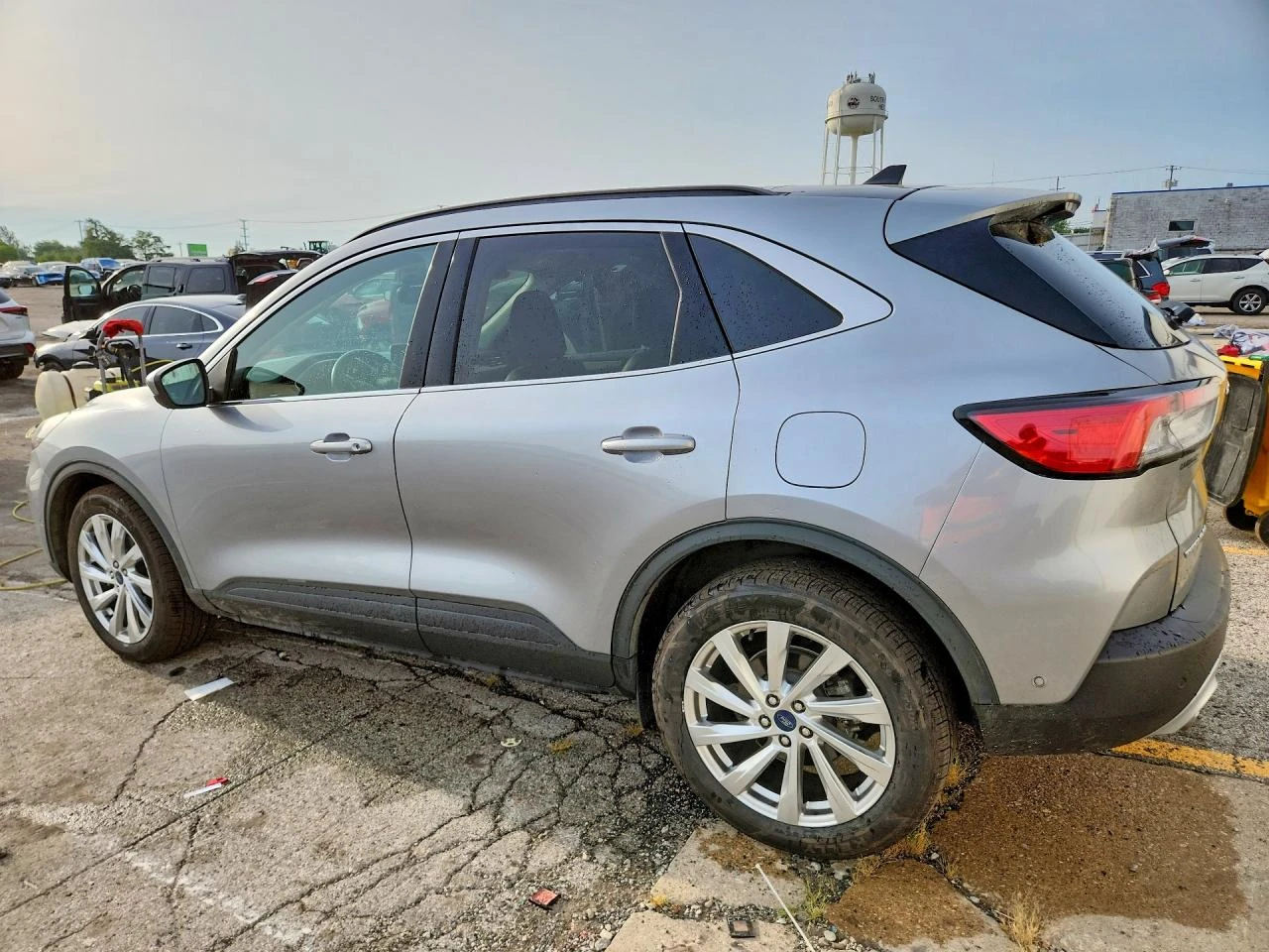Ford Escape 2.5l Titanium, снимка 2 - Автомобили и джипове - 55994445