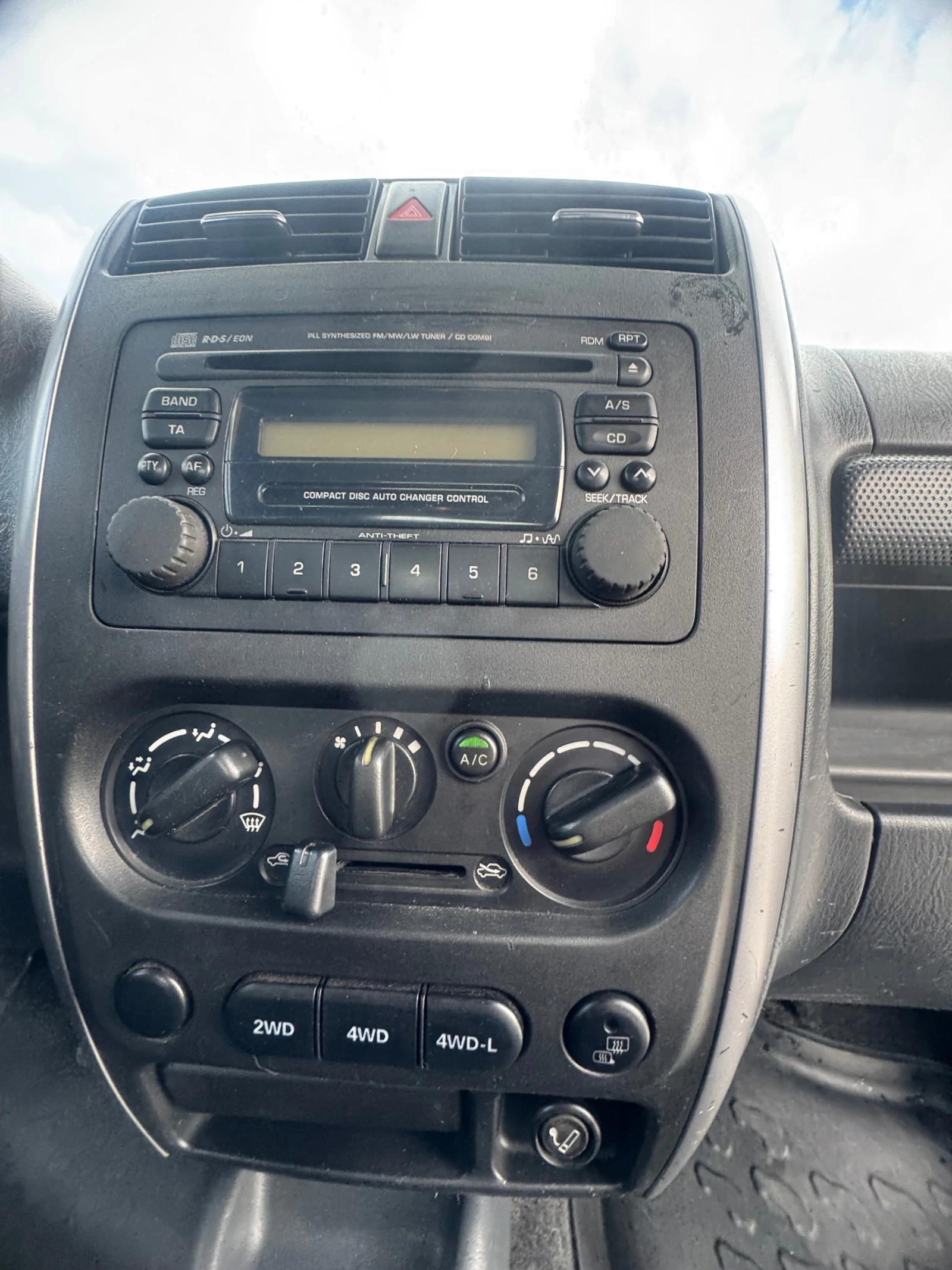 Suzuki Jimny 1.5 Дизел, снимка 5 - Автомобили и джипове - 56210173