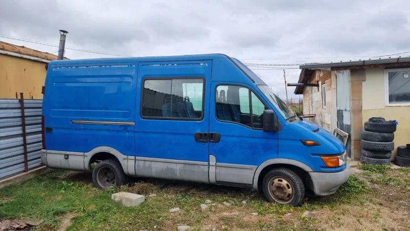 Iveco Daily, снимка 2 - Бусове и автобуси - 48132981