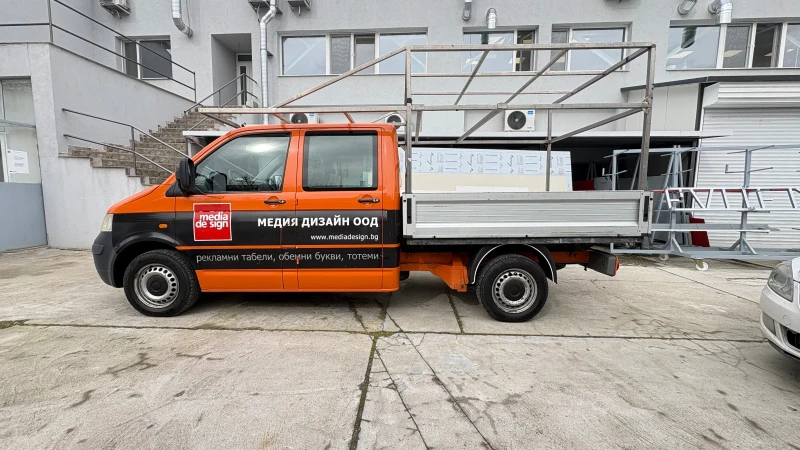 VW T5 1, 9 TDI, снимка 4 - Бусове и автобуси - 53566602