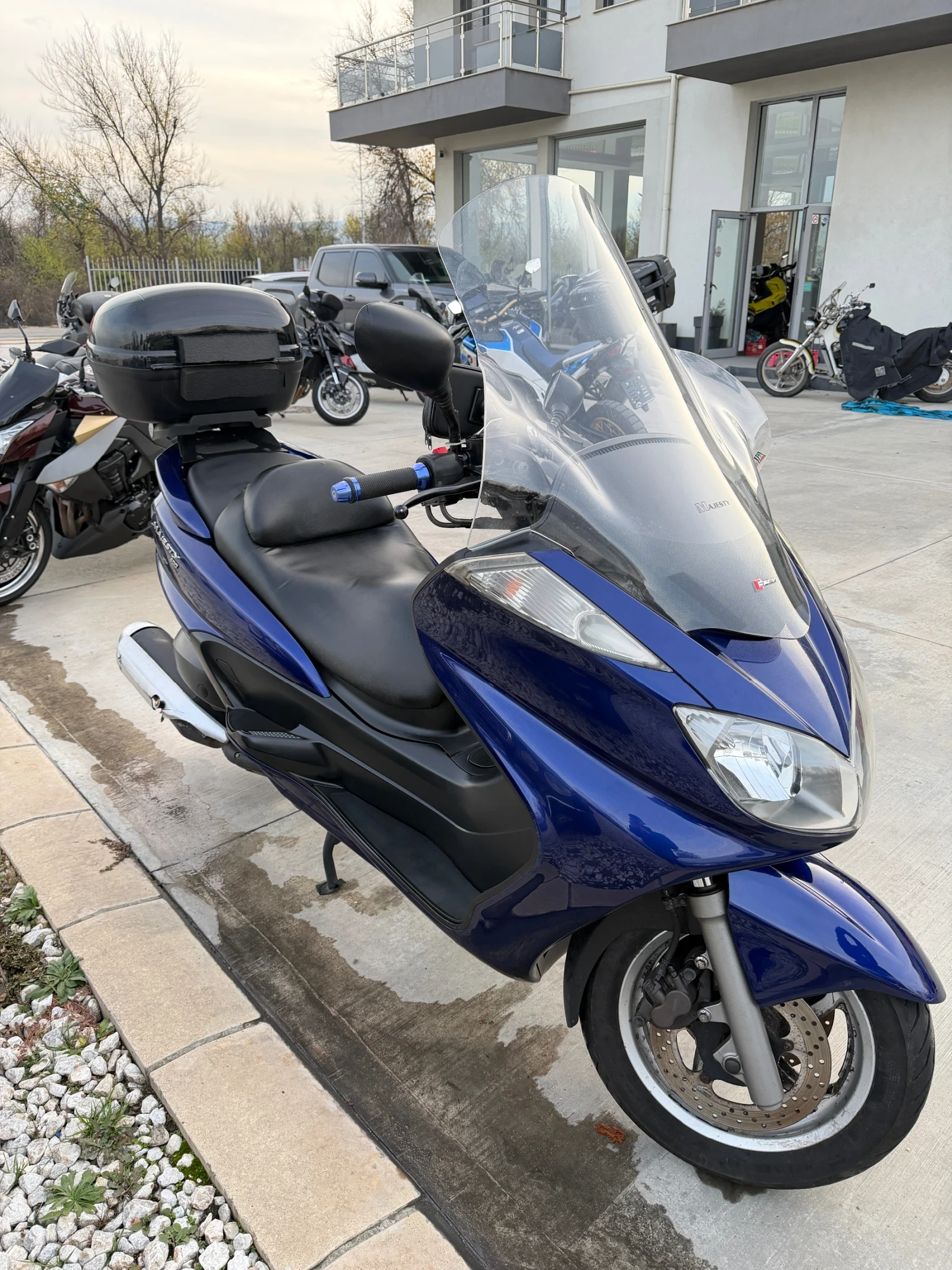 Yamaha Majesty 400  3  |    | Mobile.bg   9