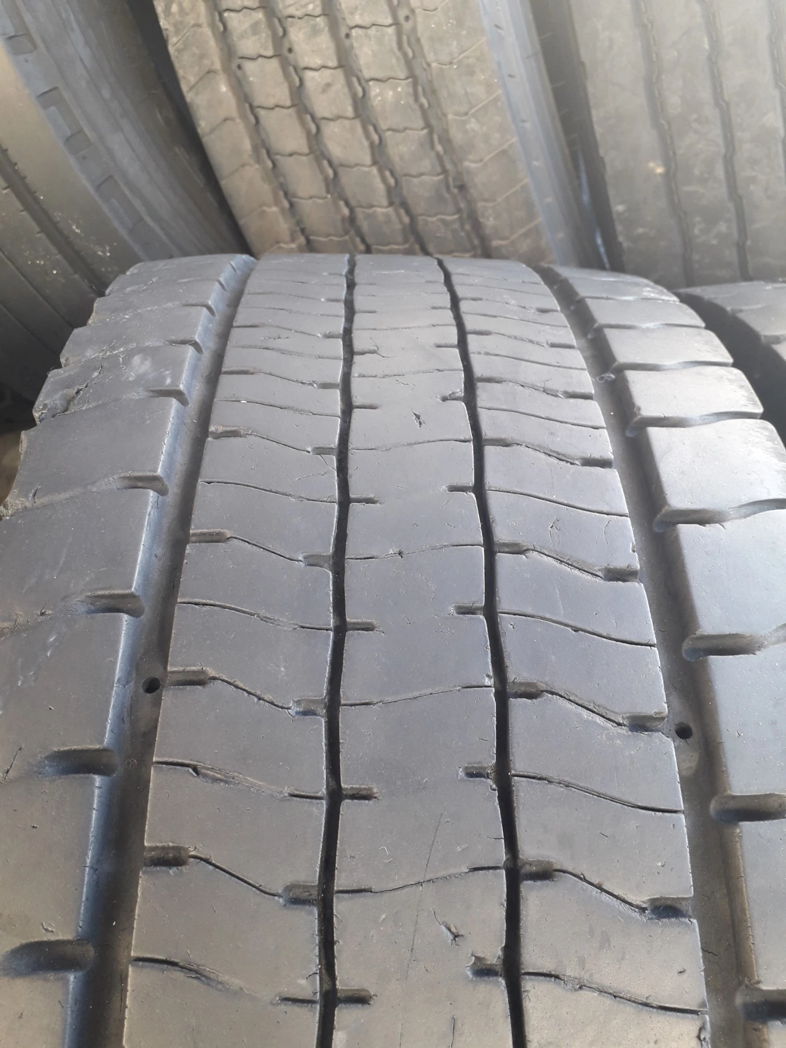 ���� 265/70R17.5 | Mobile.bg � ����������� 4