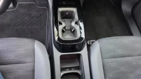 VW ID.4 PURE/CCS/148HP/СЕРТИФ. БАТЕРИЯ/LED/NAVI/CAM/227h, снимка 14