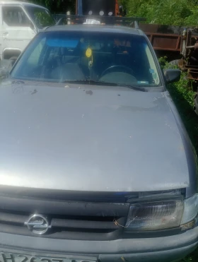 Opel Astra, снимка 2