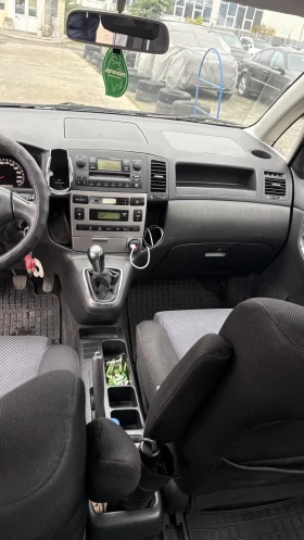 Toyota Corolla verso, снимка 6