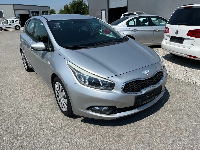 Kia Ceed 1.4 100k.c, снимка 2 - Автомобили и джипове - 41744600