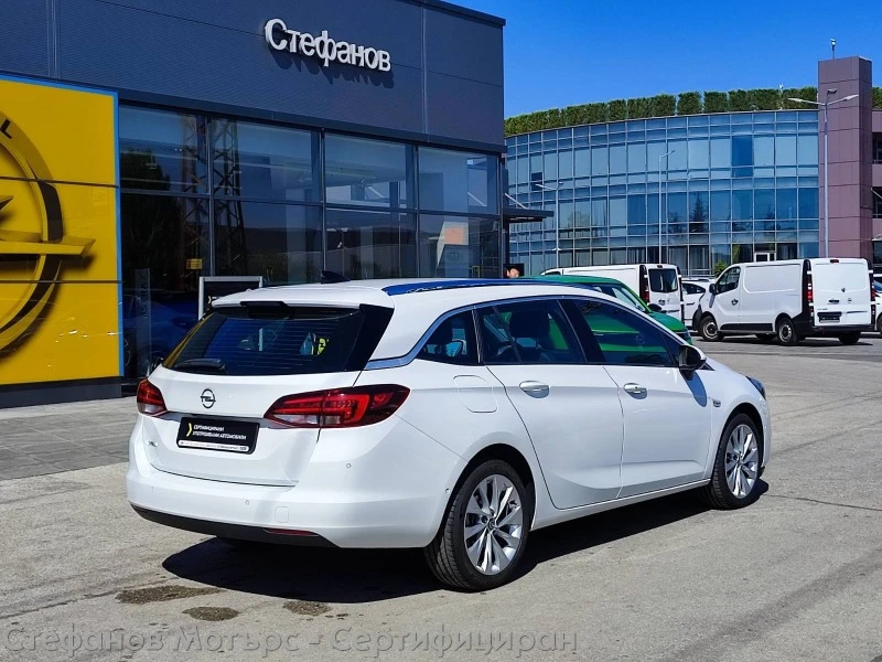 Opel Astra K ST Business Elegance 1.4 Turbo (145HP) CVT, снимка 8 - Автомобили и джипове - 46621045