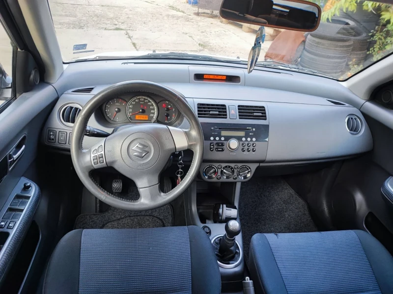 Suzuki Swift, снимка 6 - Автомобили и джипове - 47241127