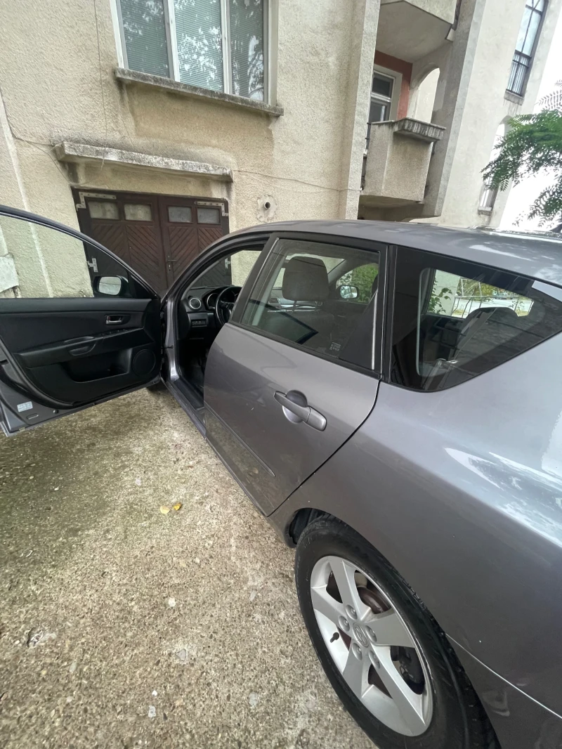 Mazda 3, снимка 14 - Автомобили и джипове - 47605296