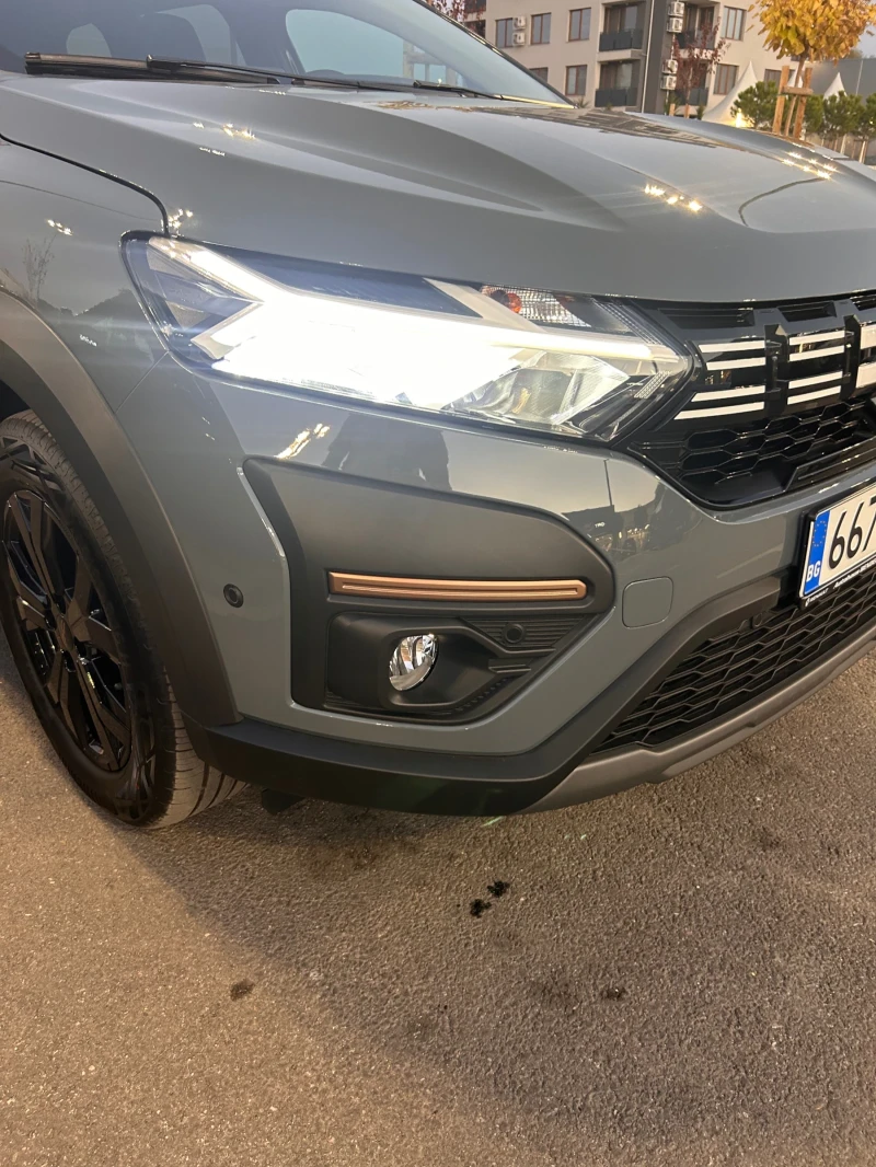 Dacia Jogger 1.0i НОВ АВТОМОБИЛ TURBO LPG Камера, снимка 10 - Автомобили и джипове - 47757121