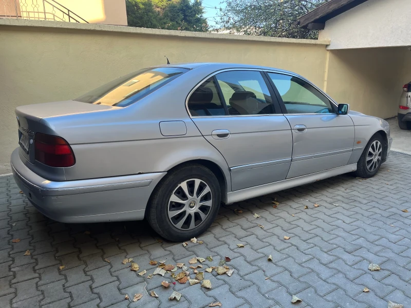 BMW 525, снимка 8 - Автомобили и джипове - 47916651