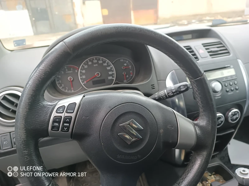 Suzuki SX4, снимка 4 - Автомобили и джипове - 48302277