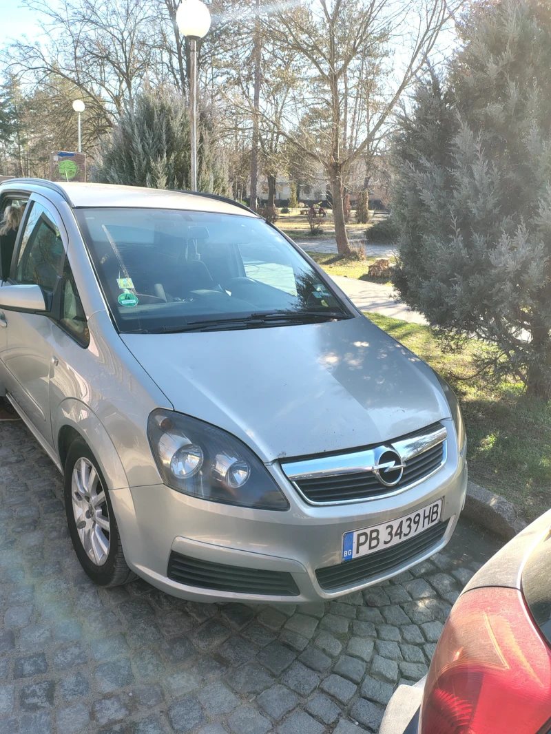 Opel Zafira, снимка 1 - Автомобили и джипове - 48848169