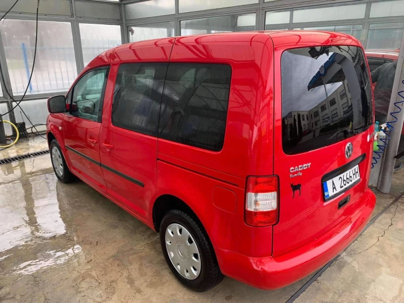 VW Caddy, снимка 8 - Автомобили и джипове - 49417026