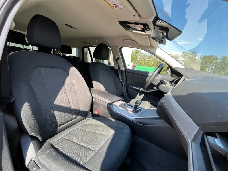 BMW 320 190КС. X-DRIVE, снимка 13 - Автомобили и джипове - 52657419