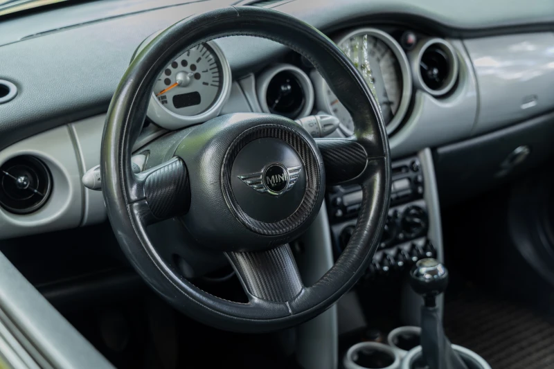 Mini One R50, снимка 10 - Автомобили и джипове - 52023506