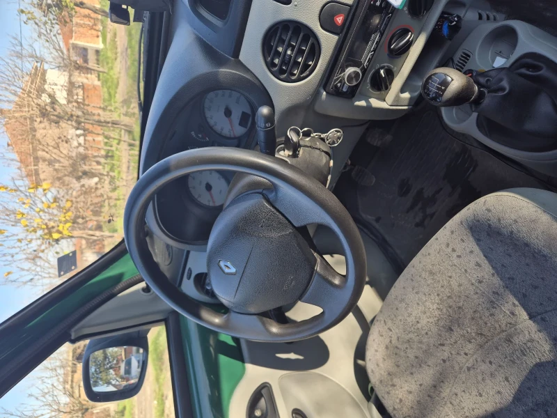 Renault Kangoo 1.9 dci 4x4, снимка 7 - Автомобили и джипове - 53183132