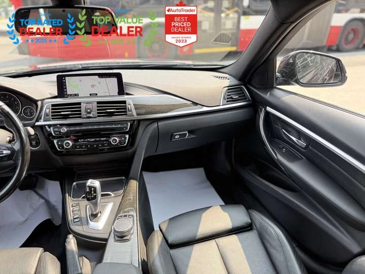 BMW 330 330i //M SPORT | SUNROOF | LOADED, снимка 8 - Автомобили и джипове - 53912464