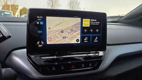 VW ID.4 PURE/CCS/148HP/СЕРТИФ. БАТЕРИЯ/LED/NAVI/CAM/227h, снимка 13 - Автомобили и джипове - 54568001