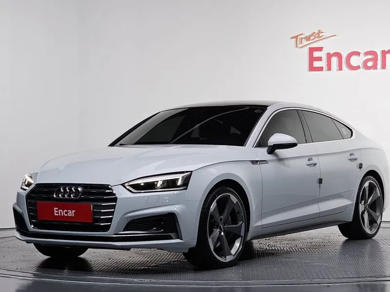 Audi A5 2.0 TFSI Quattro - САМО 30% АВАНС