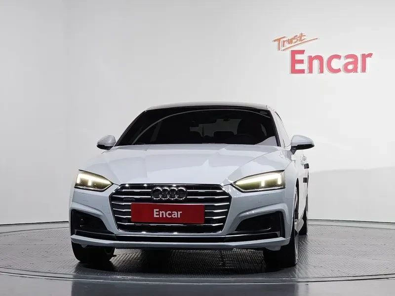 Audi A5 2.0 TFSI Quattro - САМО 30% АВАНС, снимка 3 - Автомобили и джипове - 56270751