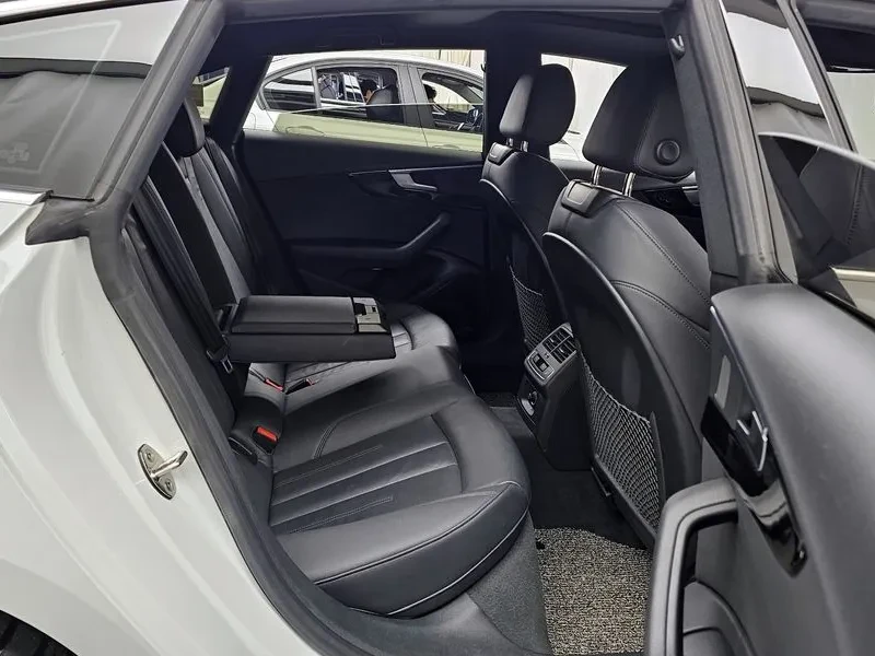 Audi A5 2.0 TFSI Quattro - САМО 30% АВАНС, снимка 12 - Автомобили и джипове - 56270751