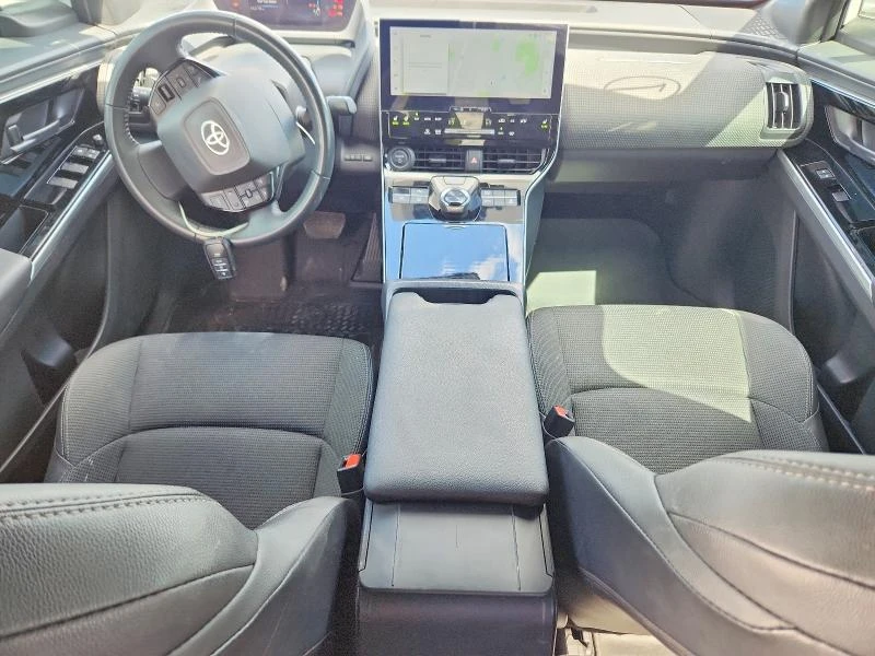 Toyota bZ4X 2024 XLE* 72KW | Mobile.bg � ����������� 8