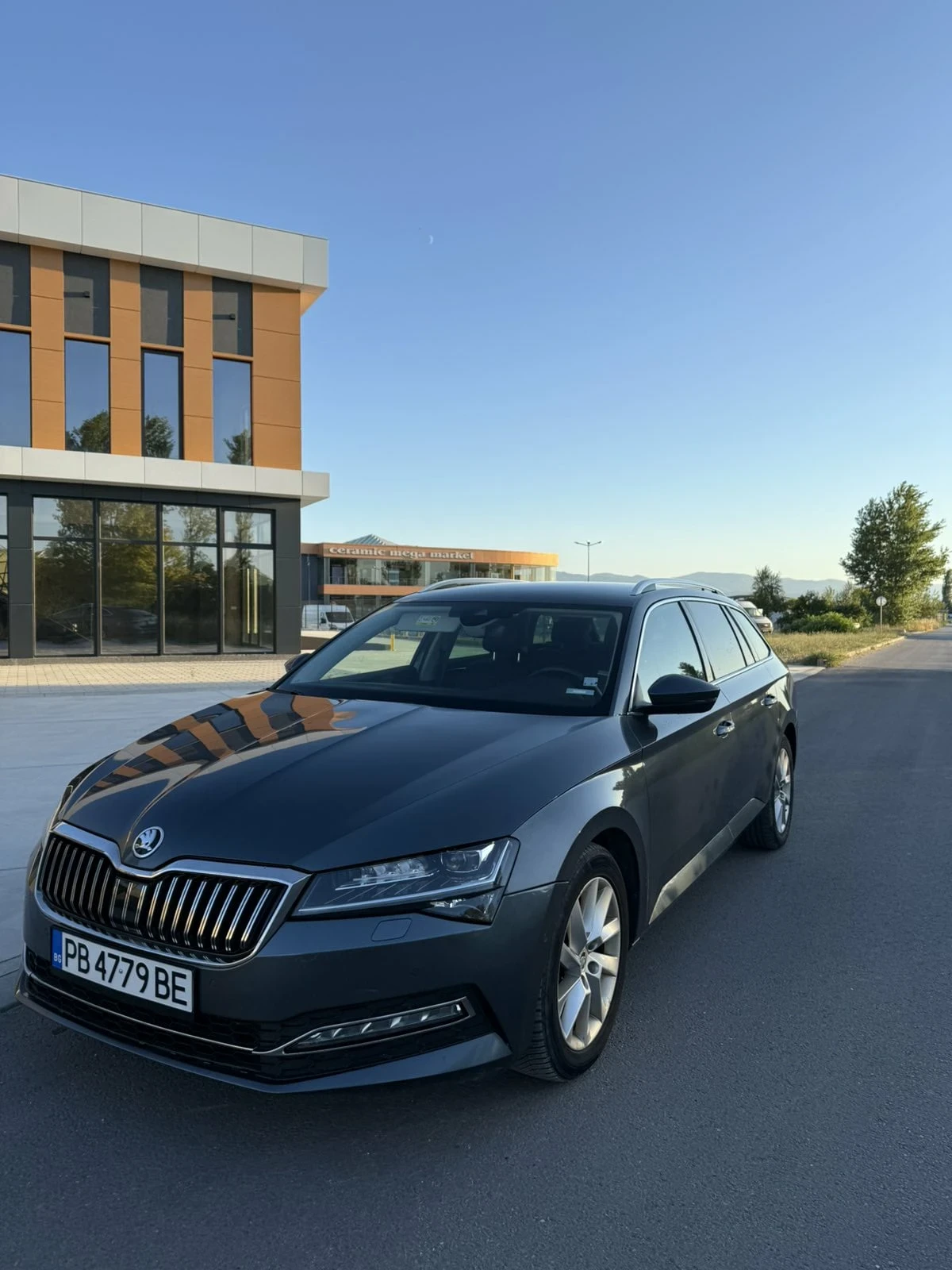 Skoda Superb 2.0TDI DSG, снимка 1