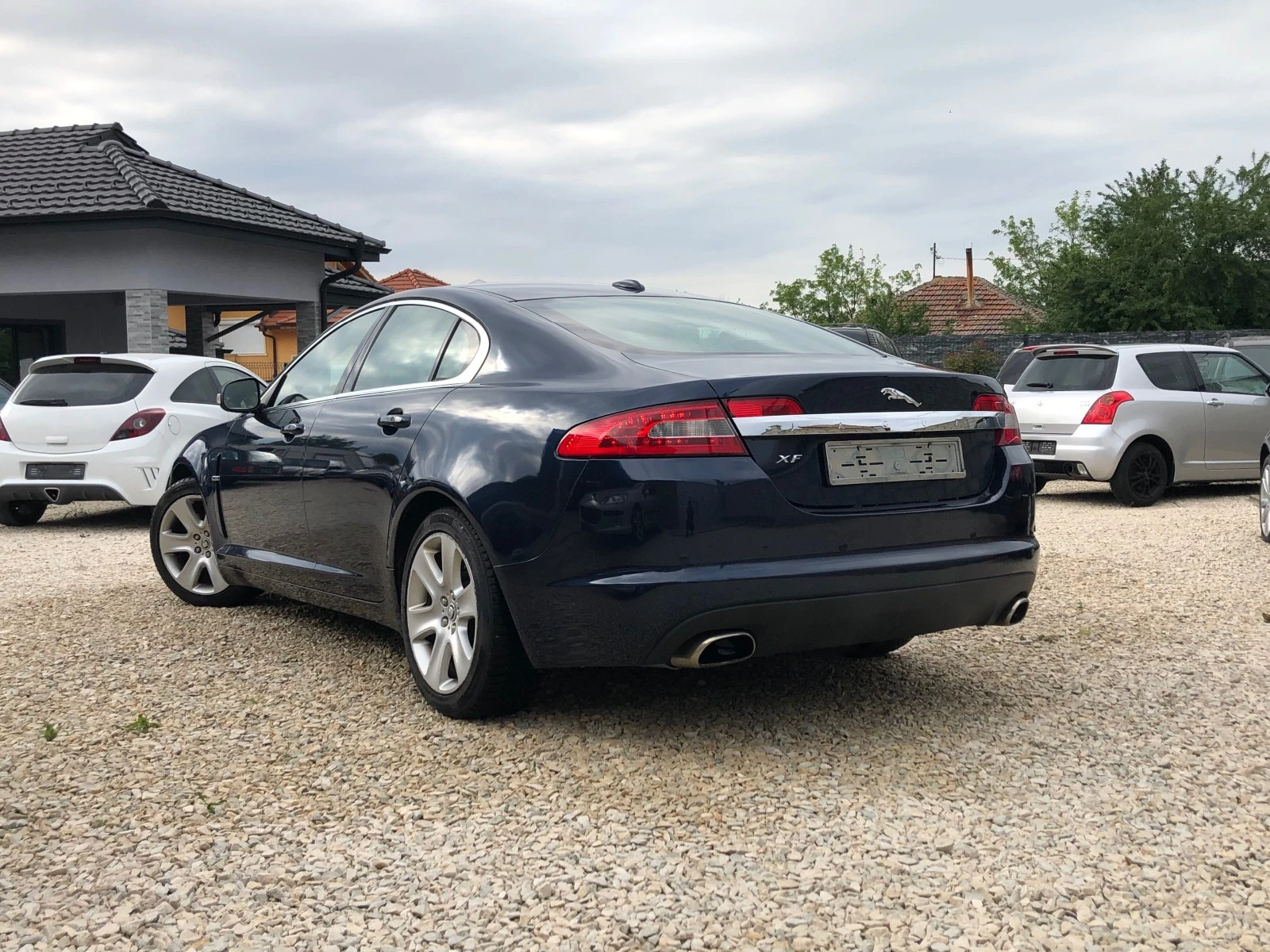 Jaguar Xf 4.2 V8 PREMIUM LUXURY ШВЕЙЦАРИЯ - изображение 3