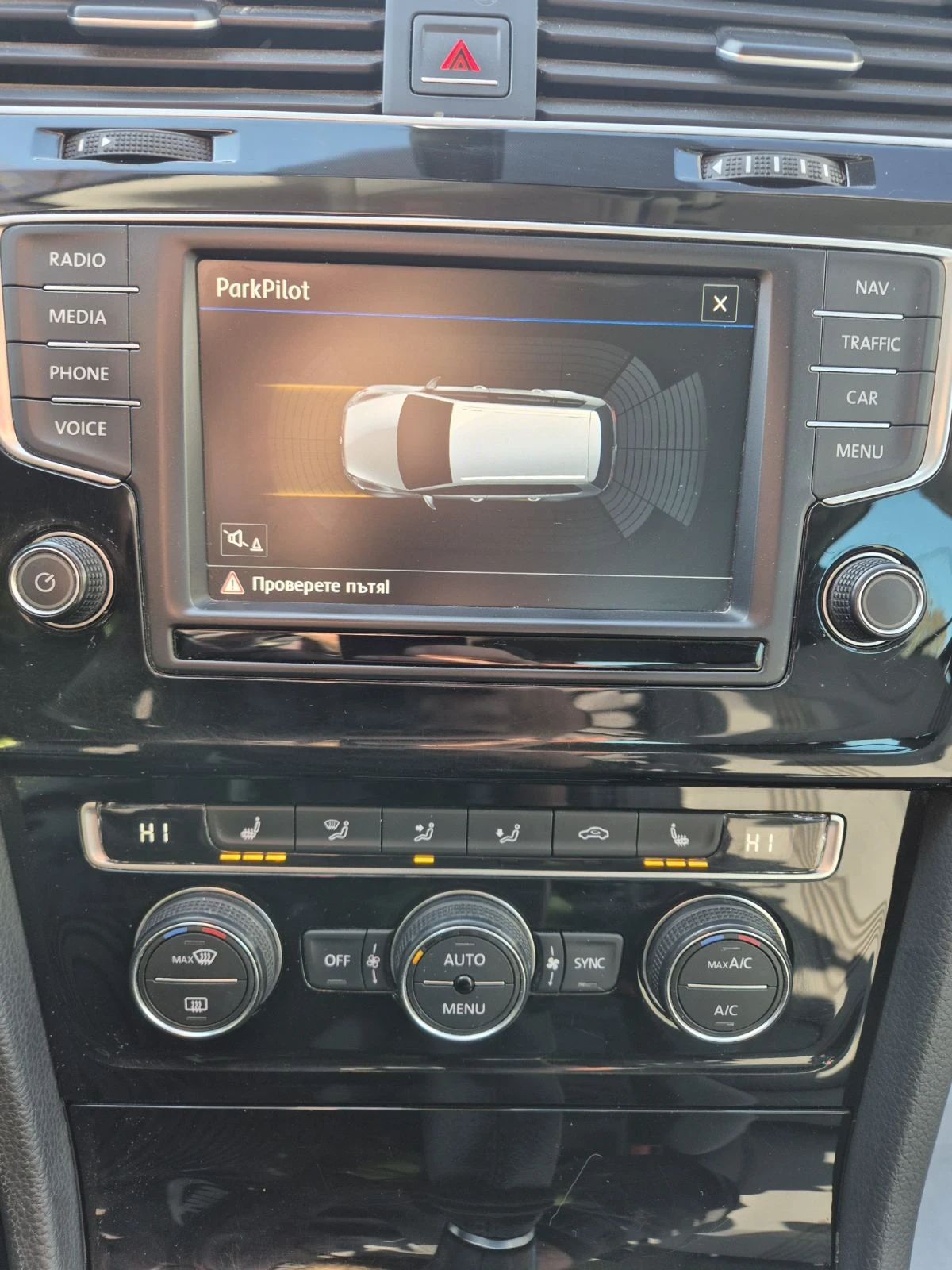 VW Golf 1.6 ТДИ - изображение 8