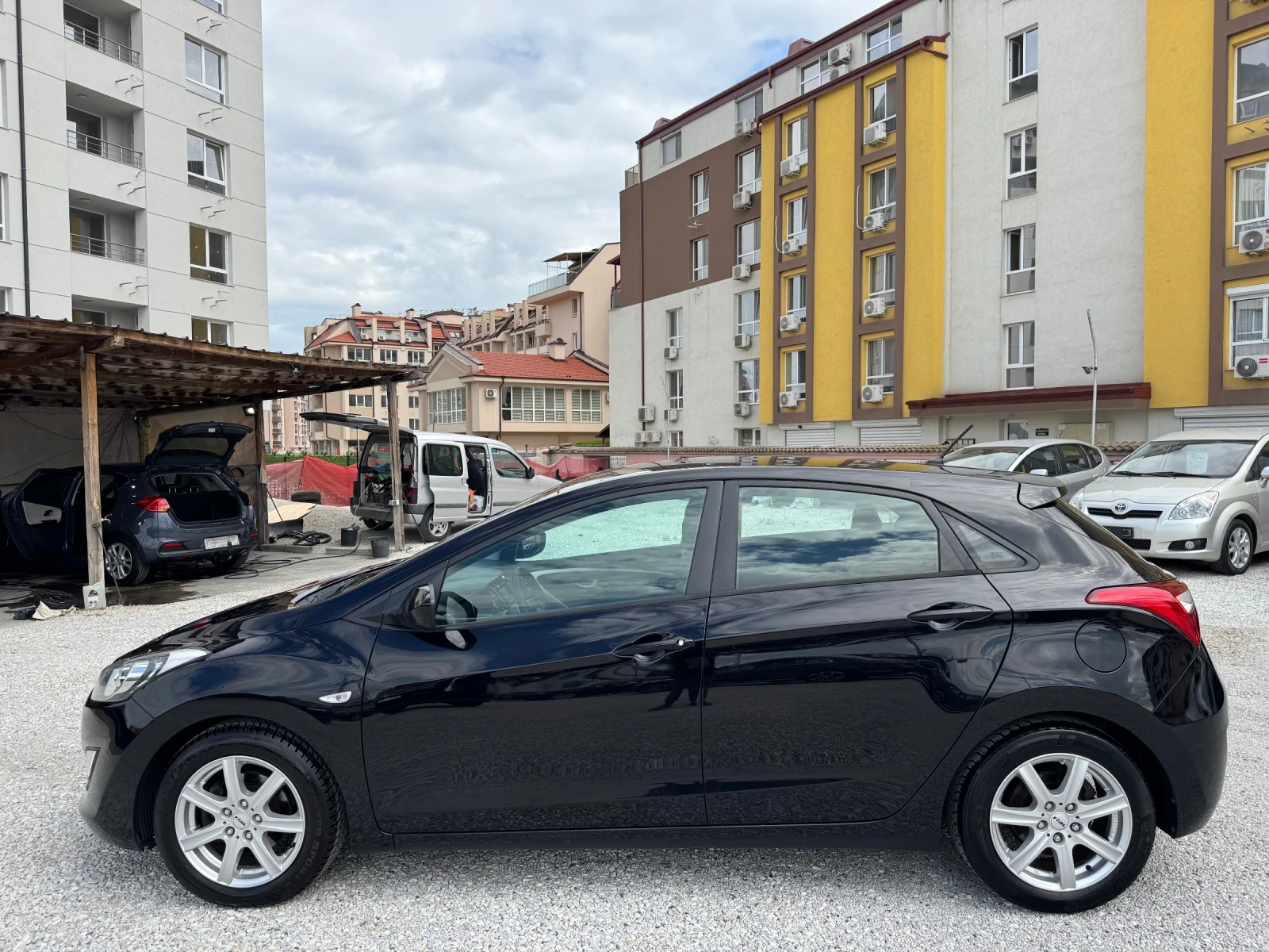 Hyundai I30 1.4i* 100 kc* LED* ВЕРИГА* EURO 5 - изображение 5