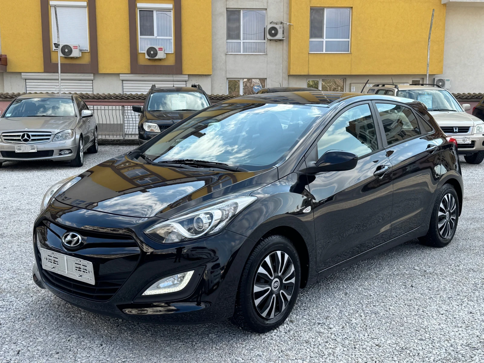 Hyundai I30 1.4i* 100 kc* LED* ВЕРИГА* EURO 5 - изображение 2