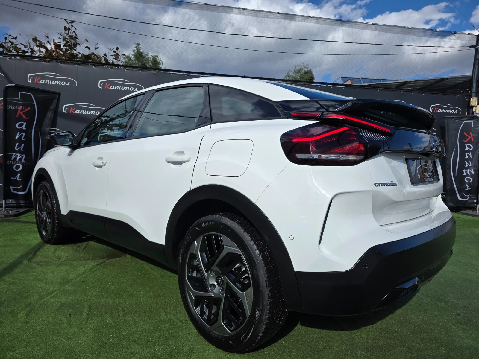 Citroen C4 1. 5 BlueHDi FEEL 131 S&S EAT8 - изображение 5