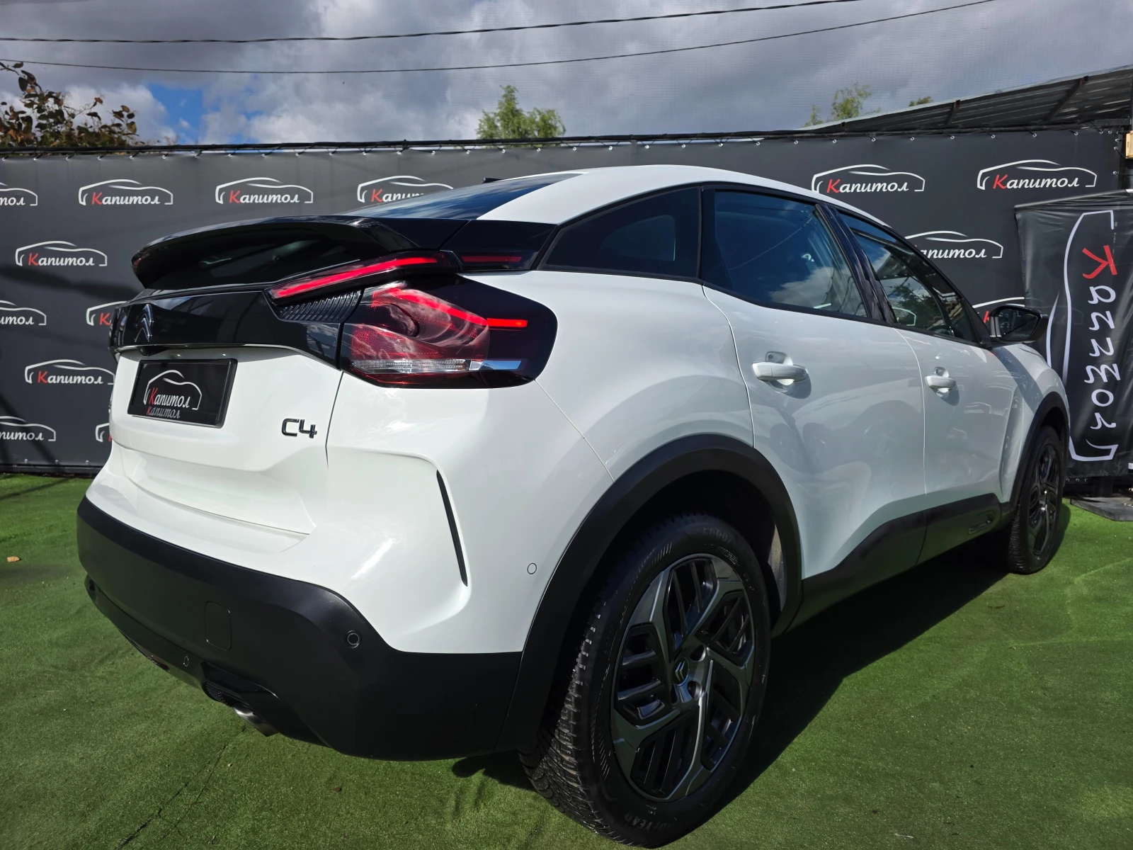 Citroen C4 1. 5 BlueHDi FEEL 131 S&S EAT8 - изображение 4