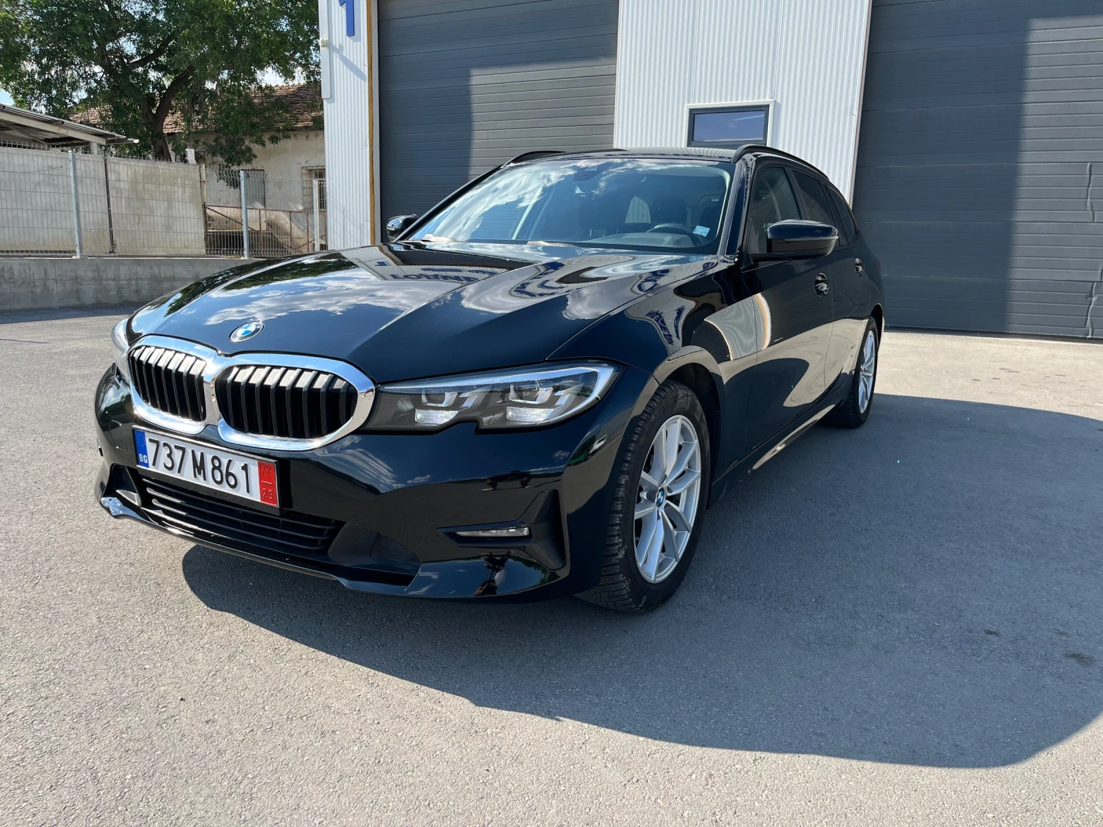 BMW 320 190. X-DRIVE | Mobile.bg   1