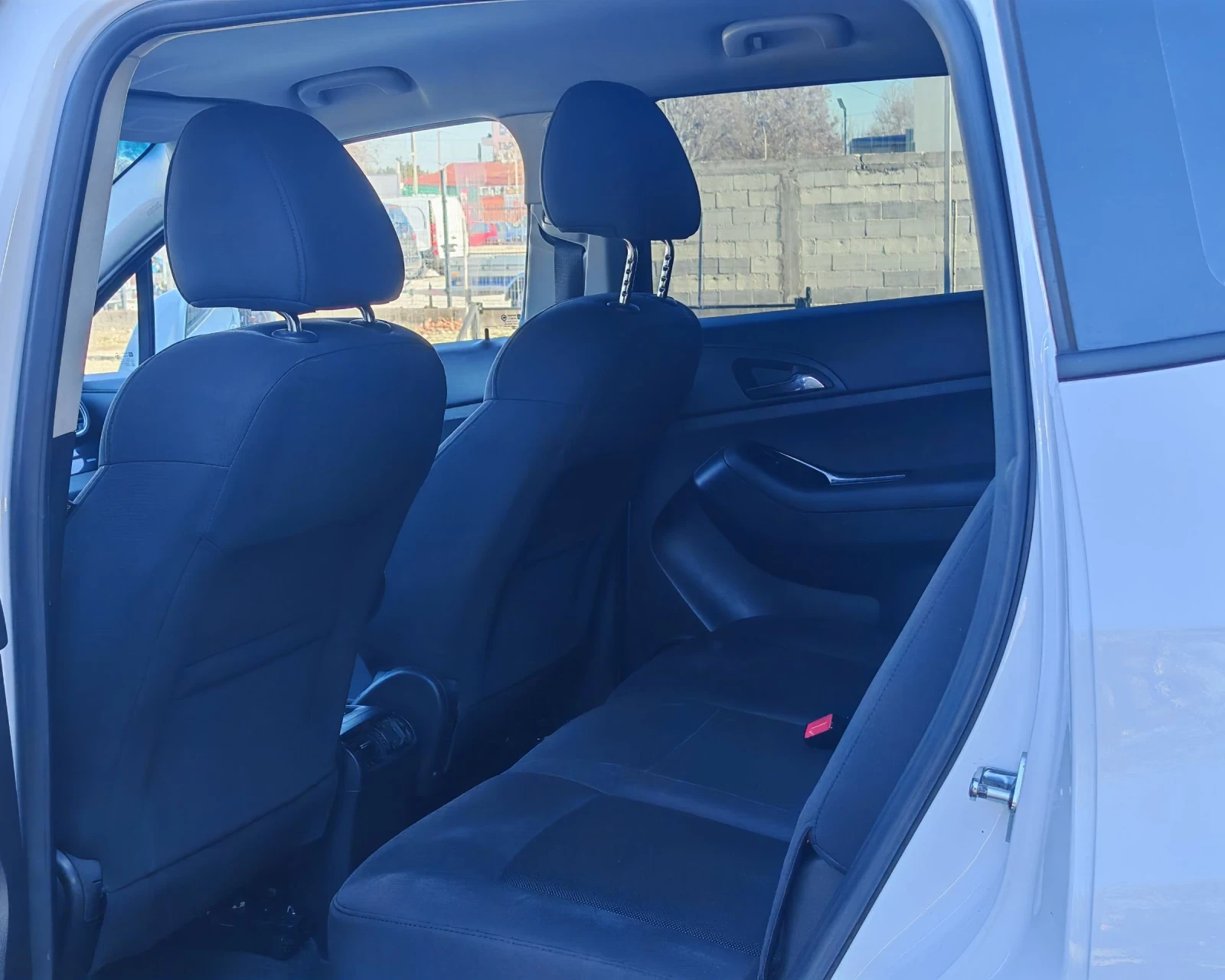 Chevrolet Orlando 1.8 141 �.�. ��� ������! 7�����!�����������!  | Mobile.bg � ����������� 12